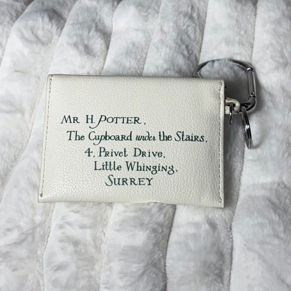 Vera Bradley Harry Potter collab acceptance letter card pouch - Picture 3 of 6